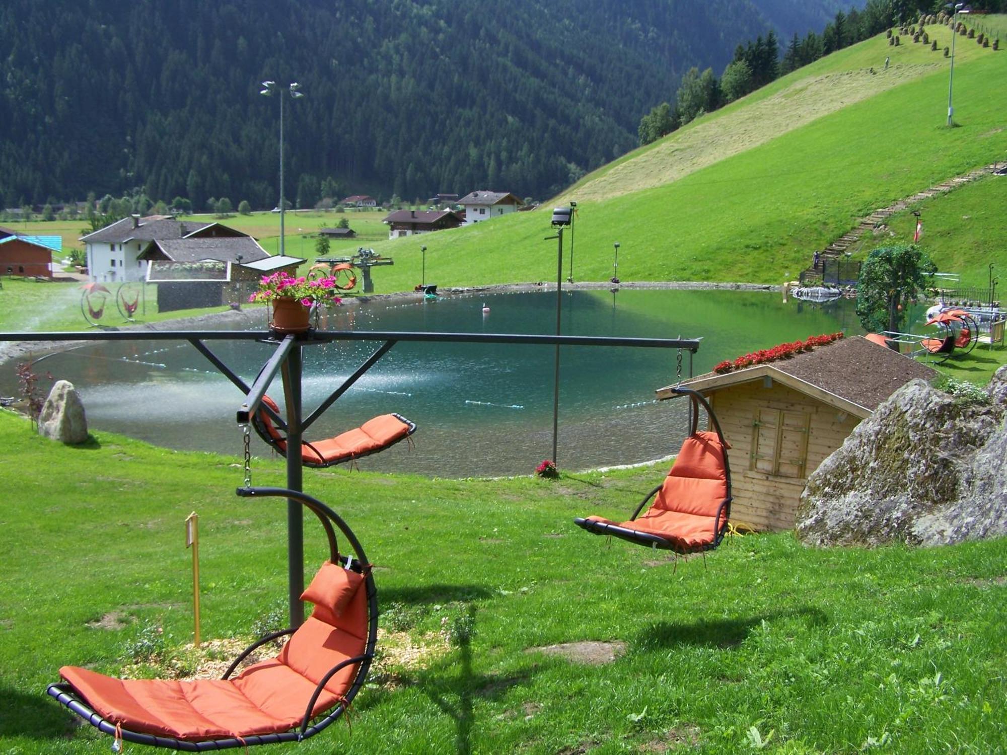 Appartementhaus Zum Holzknecht Am See ノイシュティフト・イム・シュトゥーバイタール エクステリア 写真